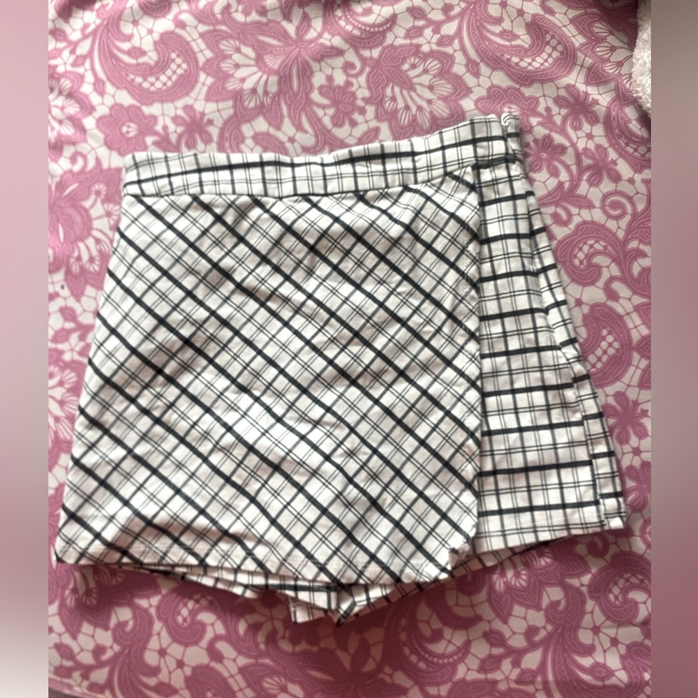 Asymmetrical Stripped Skirt S